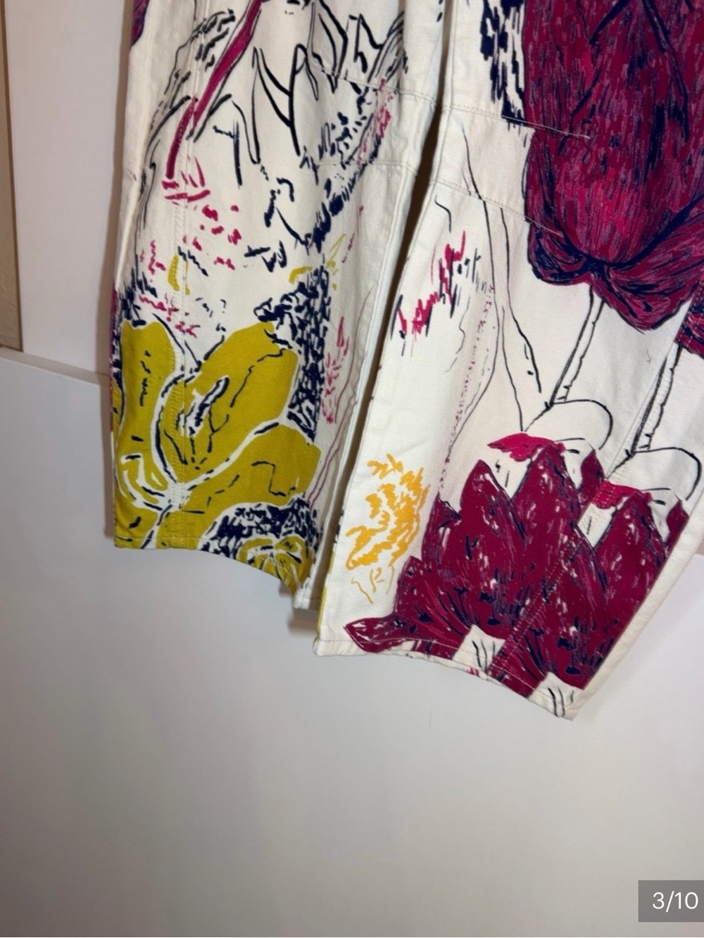 Free People tulip barrel jeans. - Picture 3 of 10
